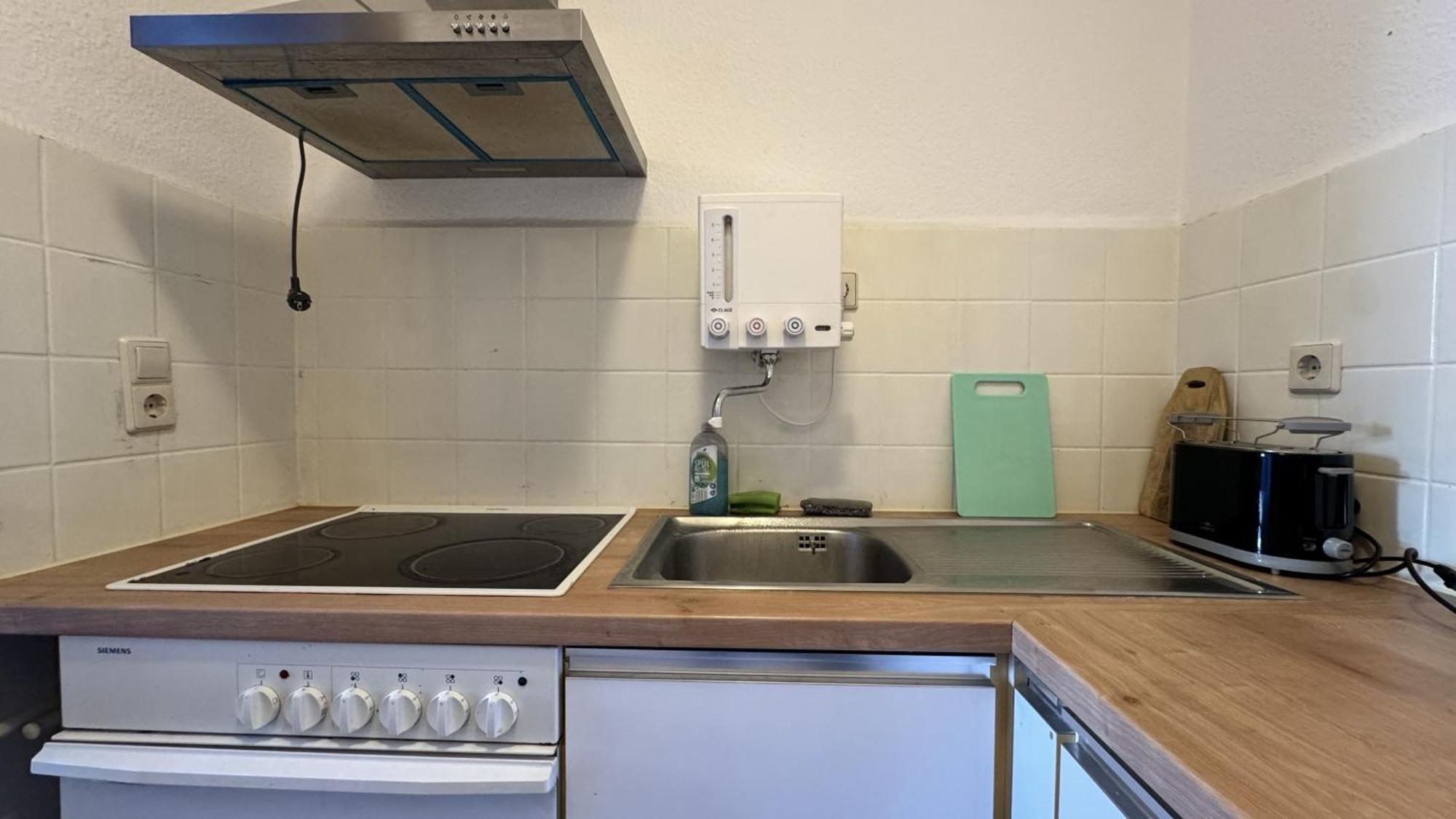 Studio-Apartments Fuer Monteure & Businessgaeste Zentral In Ноймюнстер Экстерьер фото
