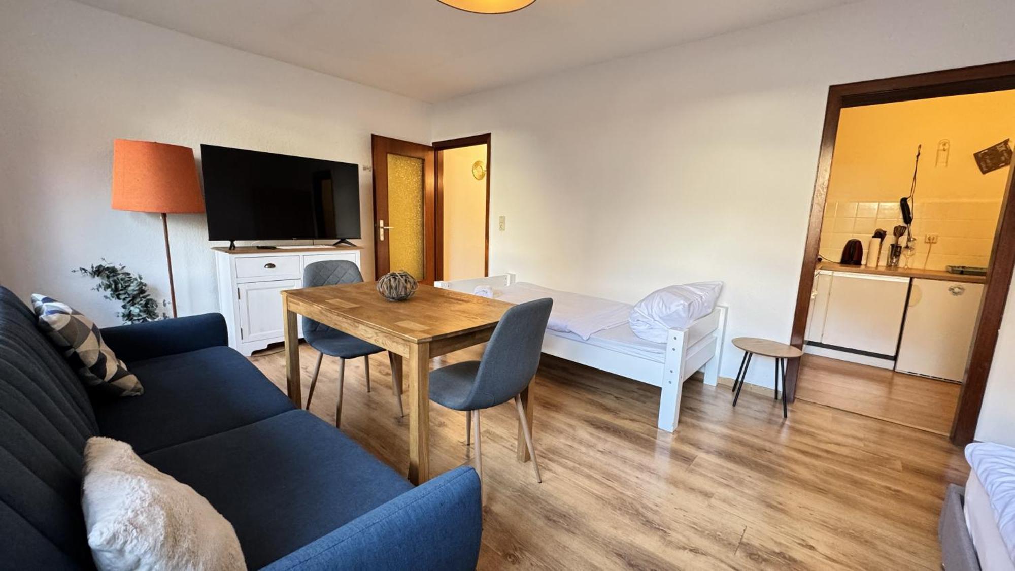 Studio-Apartments Fuer Monteure & Businessgaeste Zentral In Ноймюнстер Экстерьер фото
